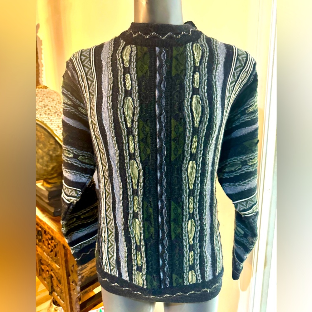 Vintage Purely Australian wool Coogi-style sweater. Size XL.